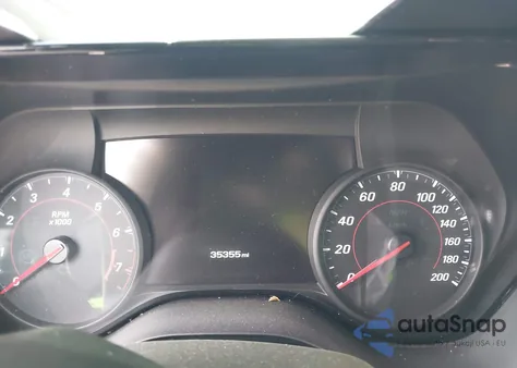 2018 Chevrolet Camaro Zl1 z USA, uszkodzony, nr VIN 1G1FK1R61J0114164